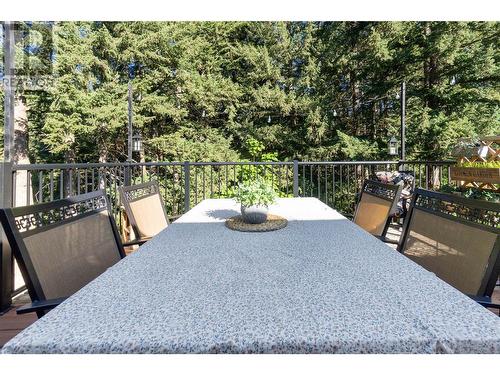 2881 5 Avenue Se, Salmon Arm, BC - Outdoor