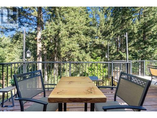 2881 5 Avenue Se, Salmon Arm, BC - Outdoor