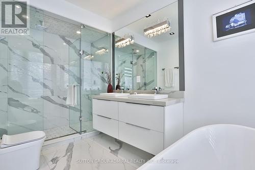 343 Manor Road E, Toronto (Mount Pleasant East), ON - Indoor Photo Showing Bathroom