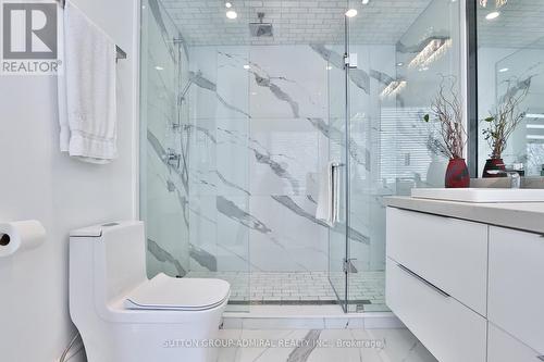 343 Manor Road E, Toronto, ON - Indoor Photo Showing Bathroom