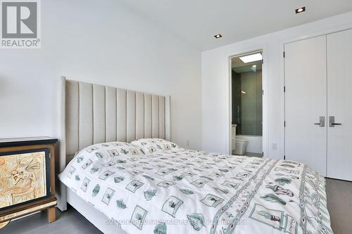 343 Manor Road E, Toronto (Mount Pleasant East), ON - Indoor Photo Showing Bedroom