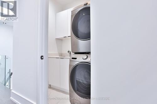 343 Manor Road E, Toronto (Mount Pleasant East), ON - Indoor Photo Showing Laundry Room