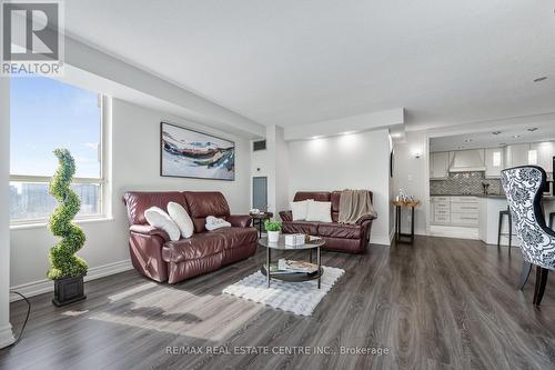 1005 - 205 Wynford Drive, Toronto, ON - Indoor Photo Showing Living Room