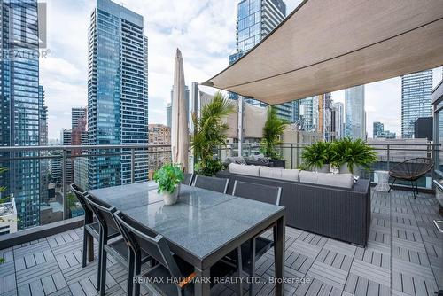 Ph2 - 22 Wellesley Street E, Toronto, ON - Outdoor With Deck Patio Veranda