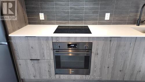 3706 - 5 Defries Street, Toronto (Regent Park), ON - Indoor Photo Showing Kitchen