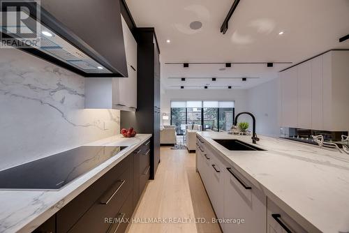 269 St Germain Avenue, Toronto, ON - Indoor Photo Showing Kitchen