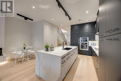 269 St Germain Avenue, Toronto, ON - Indoor Photo Showing Kitchen With Upgraded Kitchen