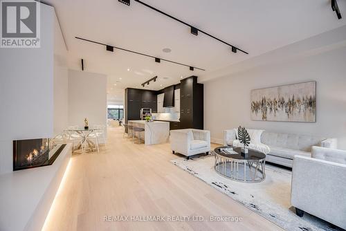 269 St Germain Avenue, Toronto, ON - Indoor Photo Showing Living Room