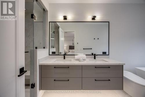 269 St Germain Avenue, Toronto, ON - Indoor Photo Showing Bathroom