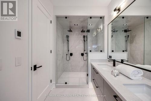 269 St Germain Avenue, Toronto, ON - Indoor Photo Showing Bathroom