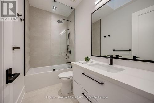 269 St Germain Avenue, Toronto, ON - Indoor Photo Showing Bathroom