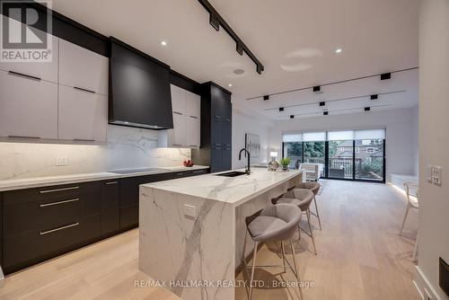 269 St Germain Avenue, Toronto, ON - Indoor Photo Showing Kitchen With Upgraded Kitchen