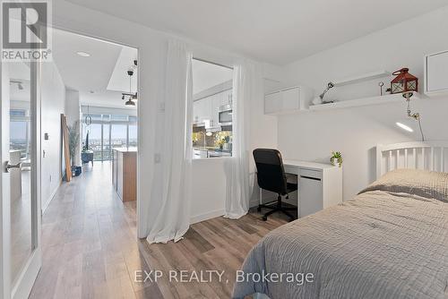 4606 - 2191 Yonge Street, Toronto (Mount Pleasant West), ON - Indoor Photo Showing Bedroom