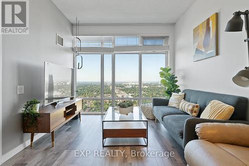 4606 - 2191 Yonge Street, Toronto, ON - Indoor Photo Showing Living Room