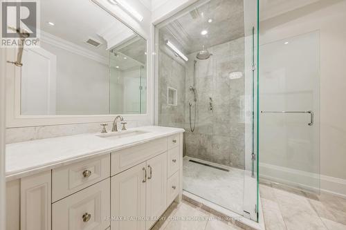 17 Artinger Court, Toronto (Banbury-Don Mills), ON - Indoor Photo Showing Bathroom