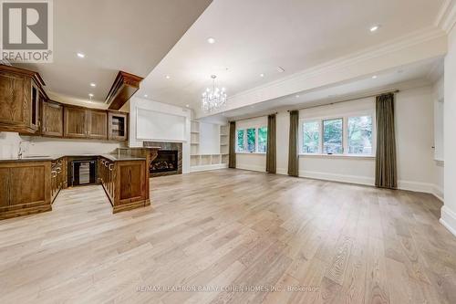 17 Artinger Court, Toronto, ON - Indoor With Fireplace