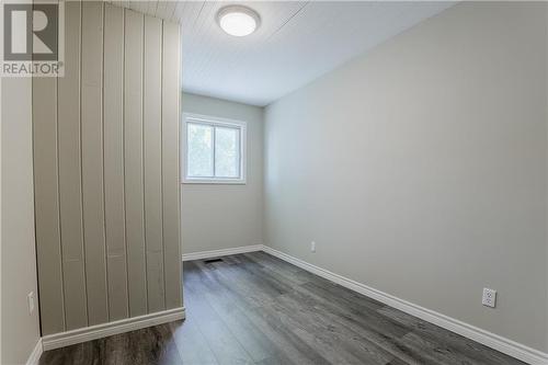 327 Carleton Street, Cornwall, ON - Indoor Photo Showing Other Room