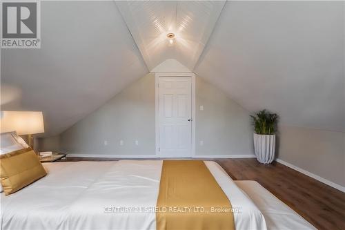 327 Carleton Street, Cornwall (717 - Cornwall), ON - Indoor Photo Showing Bedroom