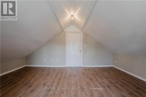 327 Carleton Street, Cornwall (717 - Cornwall), ON - Indoor Photo Showing Other Room