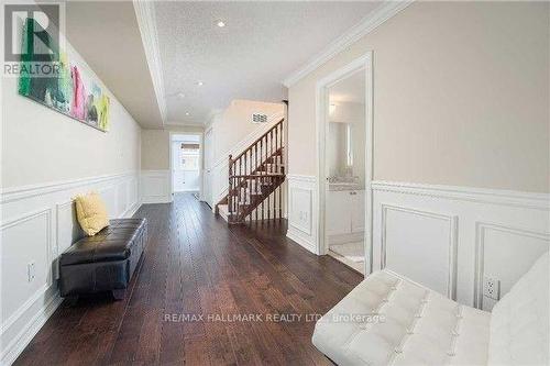 90 Woodbine Avenue, Toronto, ON - Indoor Photo Showing Other Room