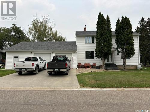 708 1St Street E, Wilkie, SK - Outdoor