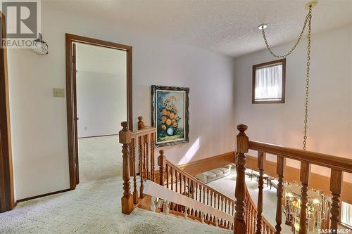 3607 White Bay, Regina, SK - Indoor Photo Showing Other Room