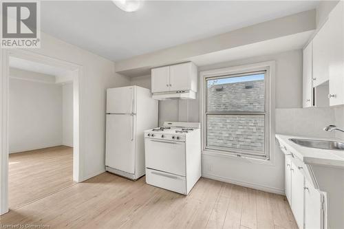 1367 Cannon Street E, Hamilton, ON - Indoor Photo Showing Kitchen