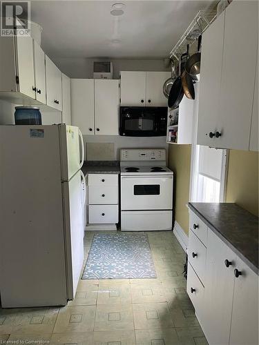 1457 97 Regional Road, Hamilton, ON - Indoor Photo Showing Kitchen