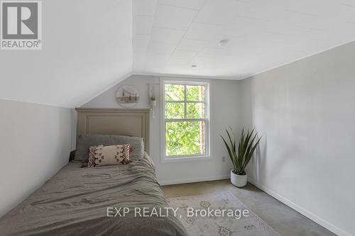 2033 Main Street, Norfolk, ON - Indoor Photo Showing Bedroom