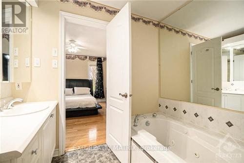 172 Centenaire Street, Russell, ON - Indoor Photo Showing Bathroom