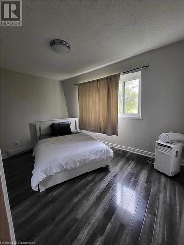 8646 Willoughby Drive Unit# 18, Niagara Falls, ON - Indoor Photo Showing Bedroom