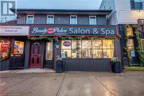 132 King Street W, Dundas, ON 