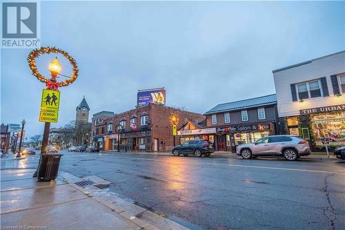 132 King Street W, Dundas, ON 