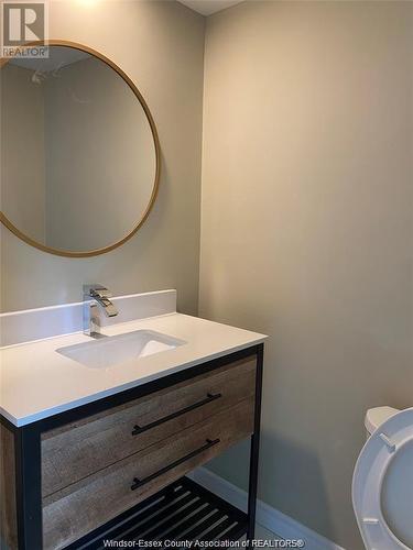 8324 Gregory Place, Windsor, ON - Indoor Photo Showing Bathroom