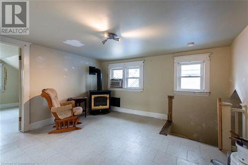 232 Beaver Street, Thorold, ON - Indoor