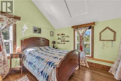 Primary bedroom - 35 Canal Bank Road, Port Colborne, ON - Indoor Photo Showing Bedroom