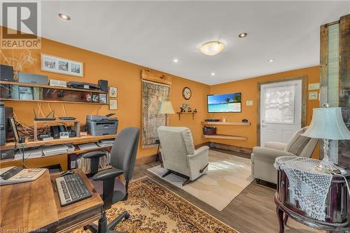 Living room/den - 35 Canal Bank Road, Port Colborne, ON - Indoor