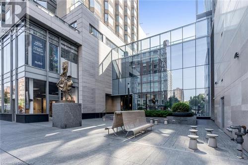 155 Yorkville Avenue Unit# 1012, Toronto, ON - Outdoor