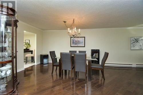 150 Wilson Street W Unit# Ph3, Ancaster, ON - Indoor Photo Showing Dining Room