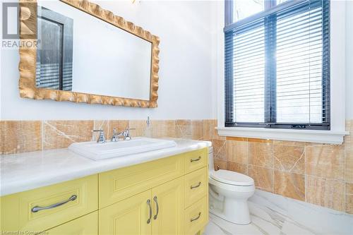 1250 Lakeshore Road W, St. Catharines, ON - Indoor Photo Showing Bathroom