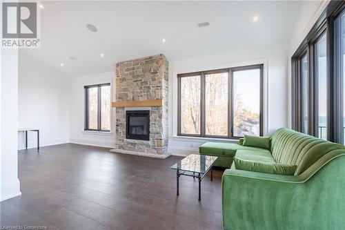 1250 Lakeshore Road W, St. Catharines, ON - Indoor Photo Showing Living Room With Fireplace