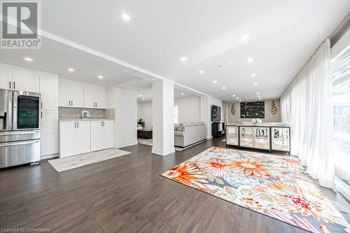 704 Old Dundas Road, Hamilton, ON - Indoor Photo Showing Kitchen