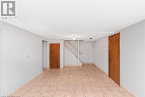 111 Nugent Drive, Hamilton, ON - Indoor Photo Showing Other Room