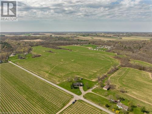 3542 Fifteenth Street, Lincoln, ON - Outdoor With View