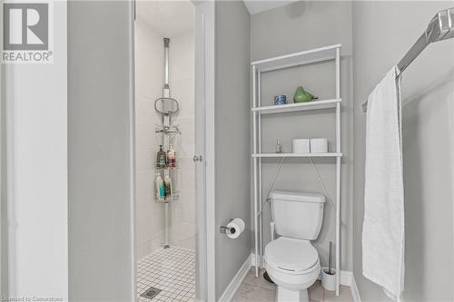 110 Hibiscus Lane, Hamilton, ON - Indoor Photo Showing Bathroom