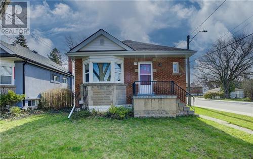 17 West 3Rd Street, Hamilton, ON - Outdoor With Facade