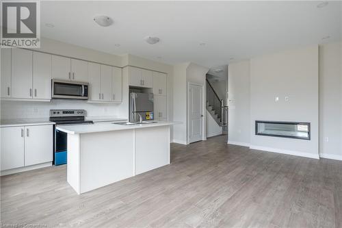 149 Aquasanta Crescent, Hamilton, ON - Indoor Photo Showing Kitchen With Stainless Steel Kitchen