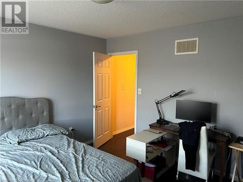 66 Betterton Crescent, Brampton, ON - Indoor Photo Showing Bedroom