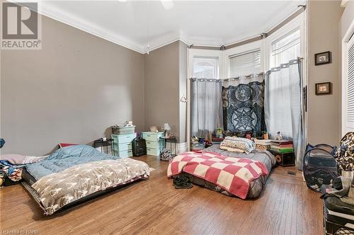 264 Macnab Street S, Hamilton, ON - Indoor Photo Showing Bedroom