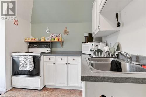 264 Macnab Street S, Hamilton, ON - Indoor Photo Showing Kitchen With Double Sink